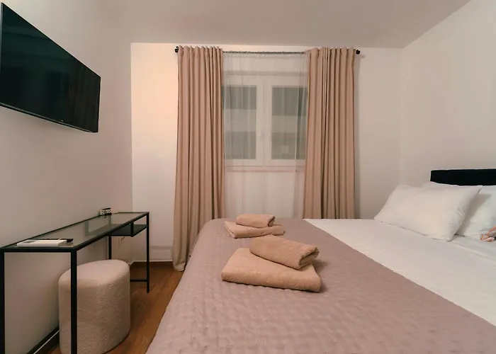 Divini Apartment