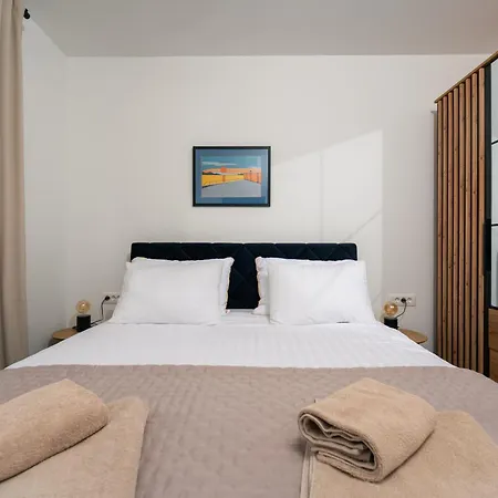 Apartman Divini *